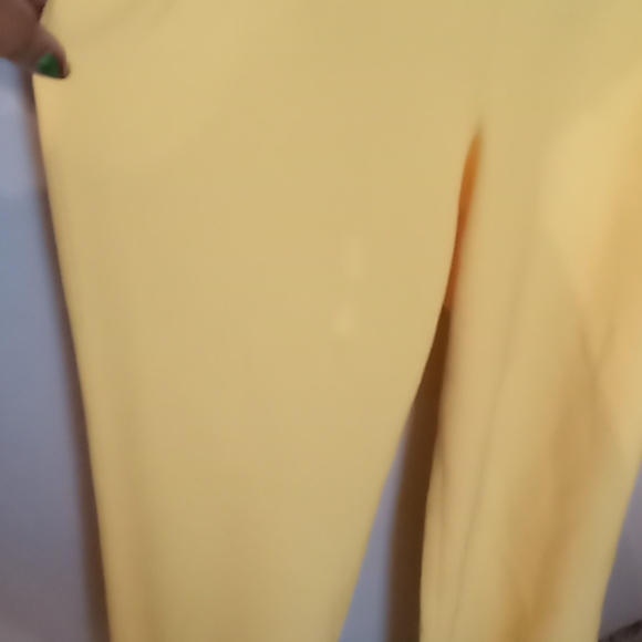 Yellow Jumpsuit💛💋 - Picture 3 of 8